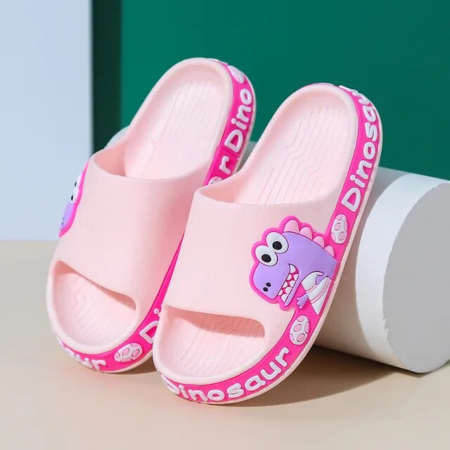 Chinelo Slide de Dinossauro - Proporcionando aventura!